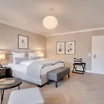 Eisenhut ホテル 4*