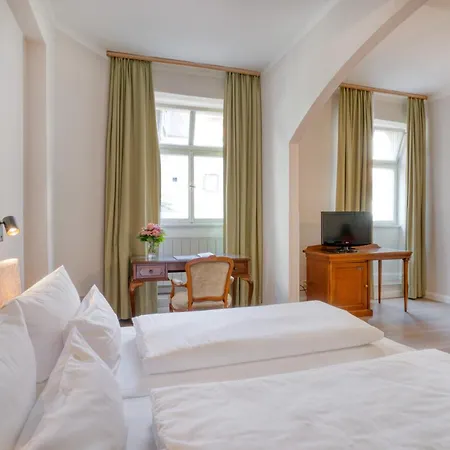 Eisenhut Otel 4*